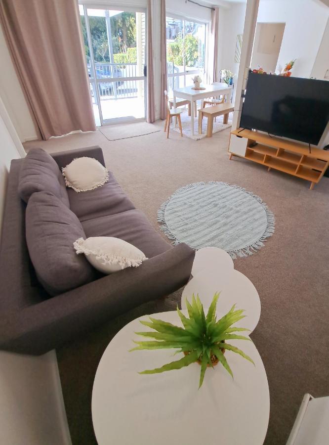 Family Friendly 3Br Flat - 3Min Walk To The Beach - Self Contained Auckland Exterior foto